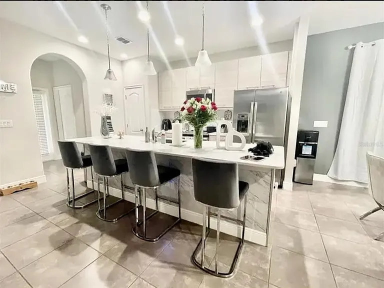 187 Brookes Pl — Photo 3