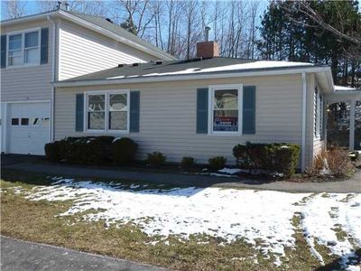 34 Falcon Ln E, Fairport, NY, 14450
