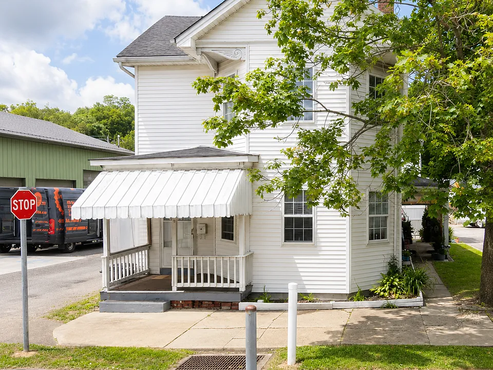136 N Grant Ave