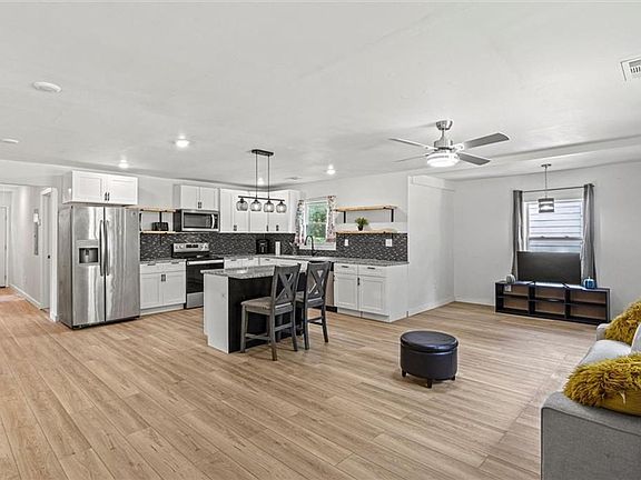 3rd image of 1077 Peeples St SW