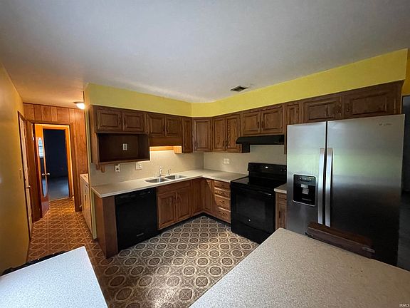 5th image of 3012 S Phillip Dr