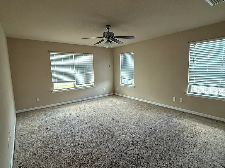 2532 Raspberry Ln — Photo 7