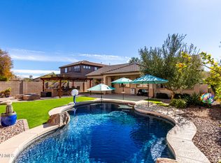 2422 W Aloe Vera Dr, Phoenix, AZ 85085