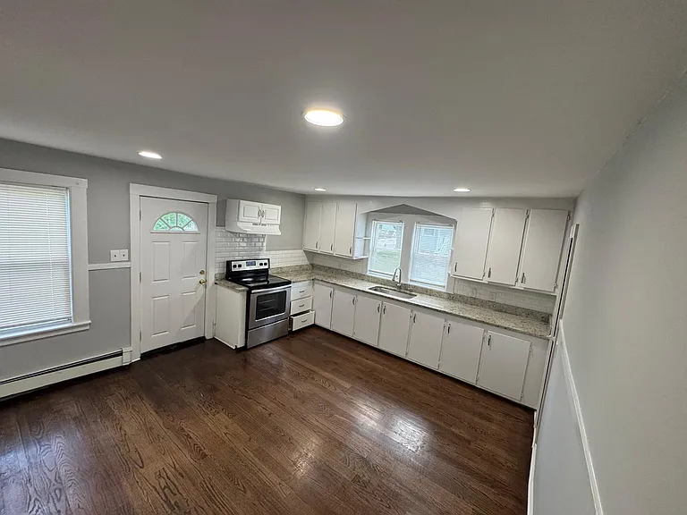 19 South St #1 — Photo 7