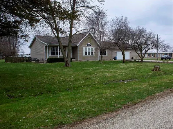 309 W Madison St, Shumway, IL 62461