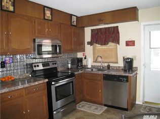 234 Blackpool Ct UNIT C, Ridge, NY 11961