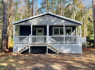 25 Brunson St, Bluffton, SC 29910