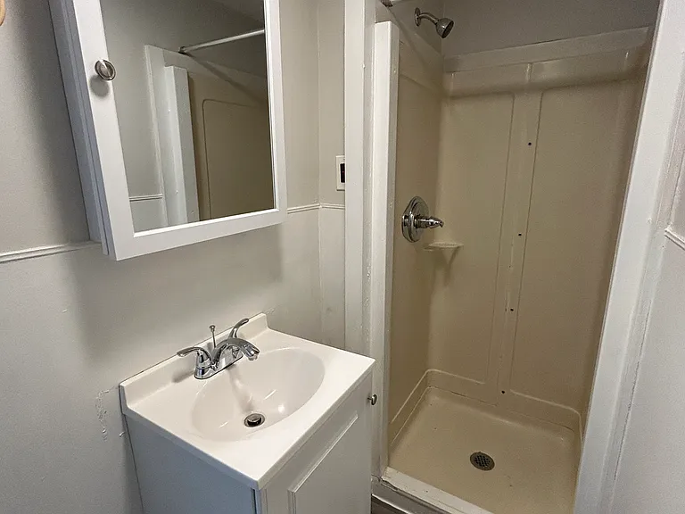 11 Atwood Ct #5 — Photo 18