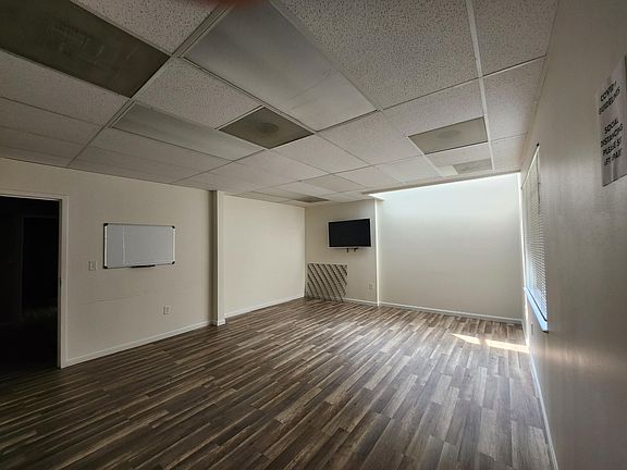 2nd image of 839 Quince Orchard Blvd Suite E