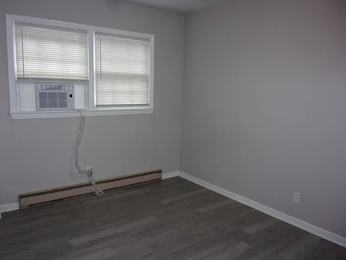 1045 W Meadow Dr #B — Photo 9