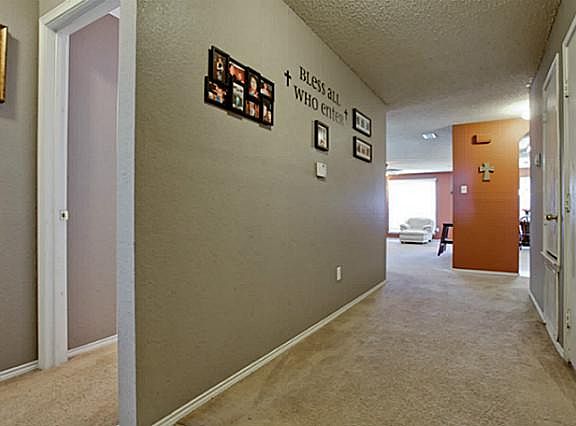 5th image of 12825 Knoll Trl
