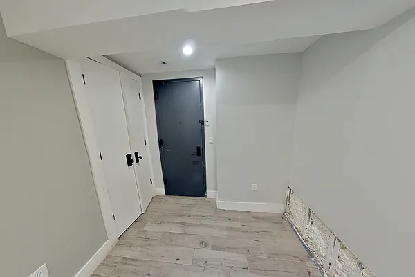 Rented by Zee Management LLC | media 25