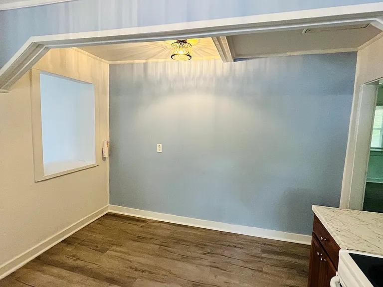 122 Liberty Dr — Photo 8