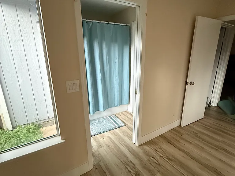 1720 Richard Ct — Photo 4