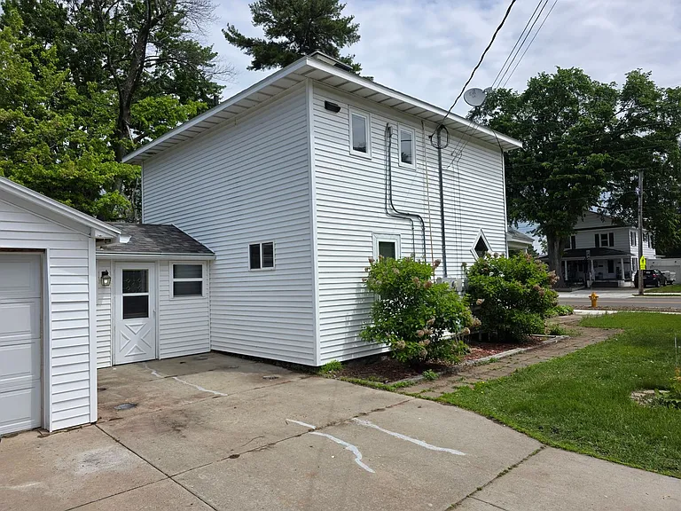 840 Lincoln St — Photo 30