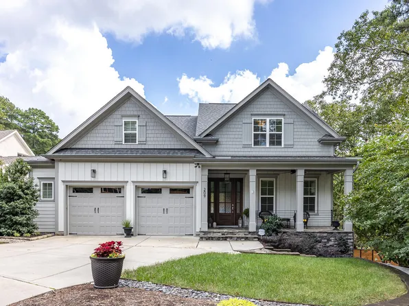209 S Dixon Ave, Cary, NC 27511