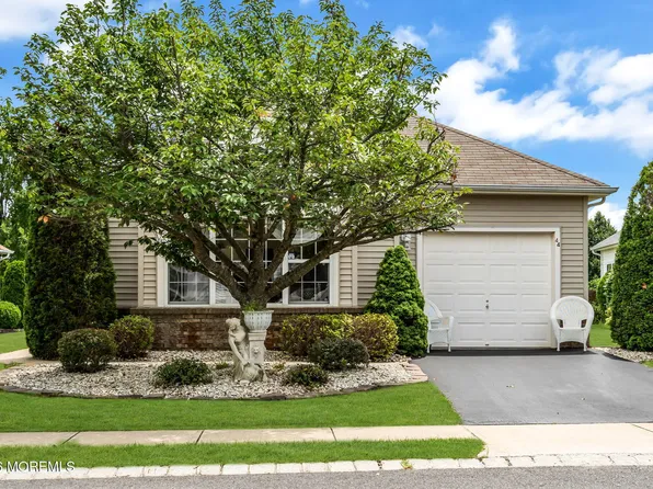 44 Kensington Road, Manchester, NJ 08759