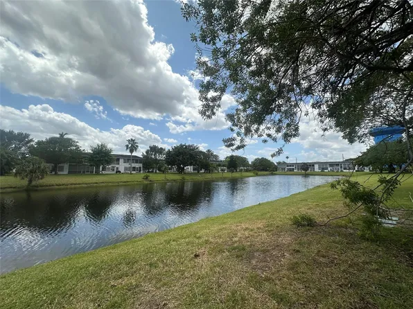 492 Tilford W #492, Deerfield Beach, FL 33442