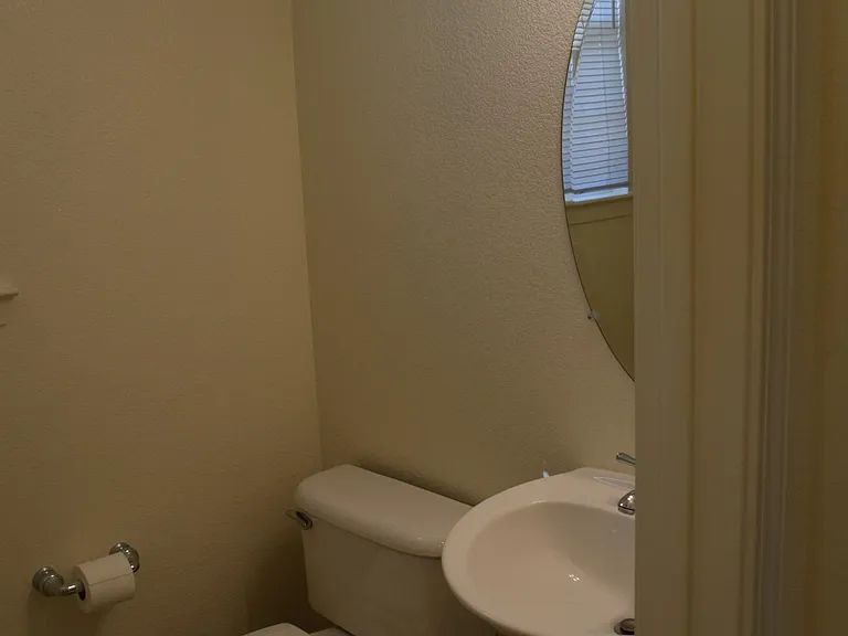 448 Chestnut St — Photo 6