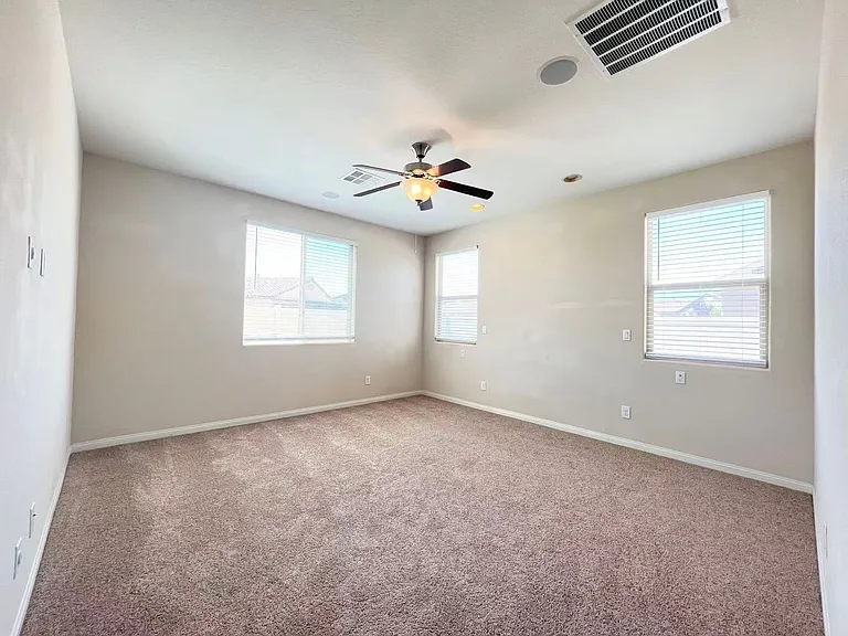 5729 Tideview St — Photo 22