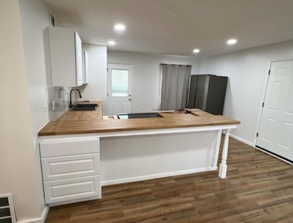 2nd image of 9749 Manhattan Dr
