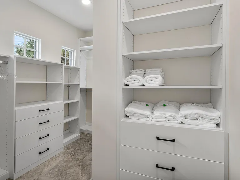 550 Tomahawk Ct — Photo 16