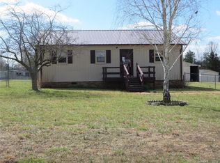 2609 Cedarfield Dr, Maiden, NC 28650