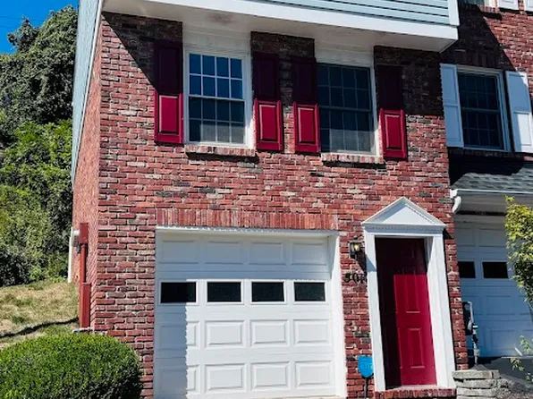501 Timberidge Dr, Bethel Park, PA 15102