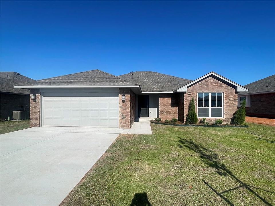 1st image of 1008 S Appaloosa Ln