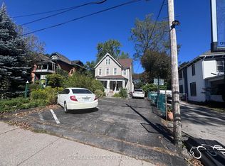 4327 Simcoe St, Niagara Falls, ON L2E1T5