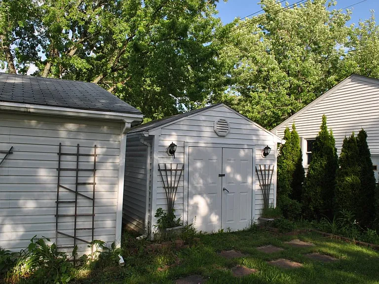 Powered tool shed