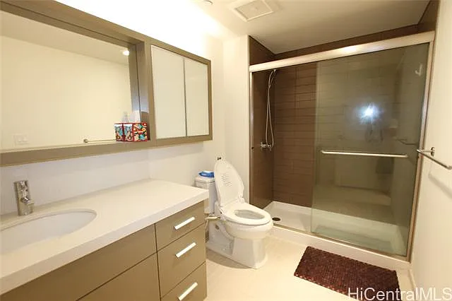 3 bed, 1326 sqft, $6,500 — Photo 4