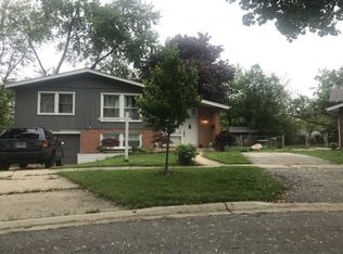 3707 Debra Ct, Rolling Meadows, IL 60008