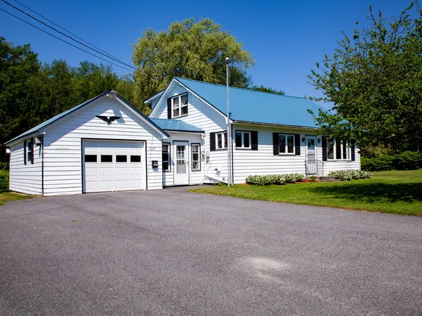 257 Gibbs Mill Road, Livermore, ME 04253
