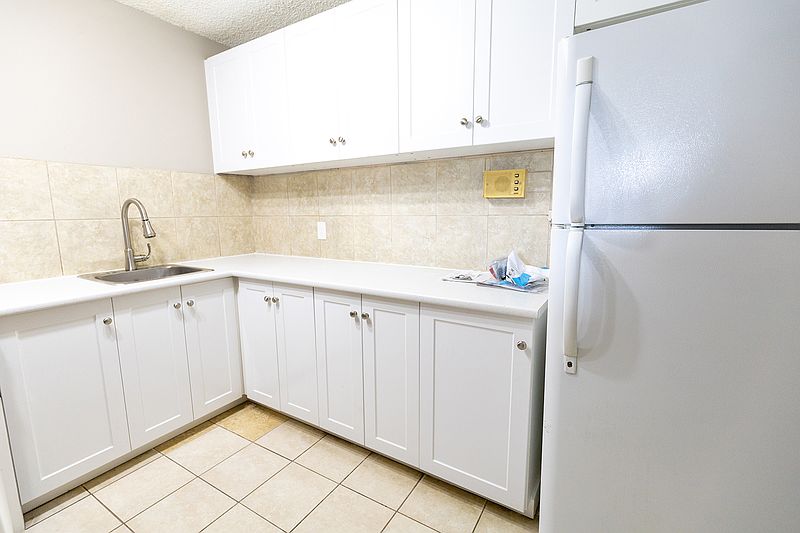 Calgary Apartment for rent - 1 Bedroom — photo 14