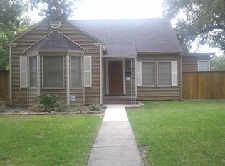 2402 Gladys Ave, Beaumont, TX 77702