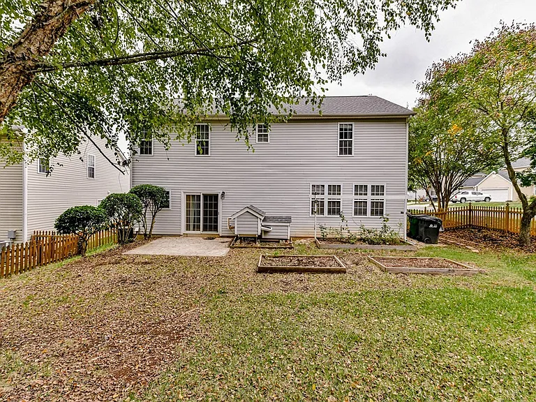 17201 Commons Crossing Dr — Photo 39