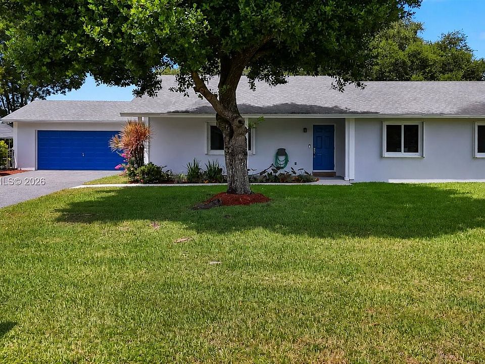 1st image of 32024 SW 200th Ct