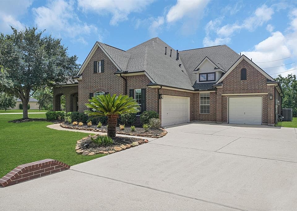 1st image of 8830 Royal Crest Lane