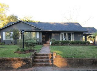 521 Pecan St, Wharton, TX 77488