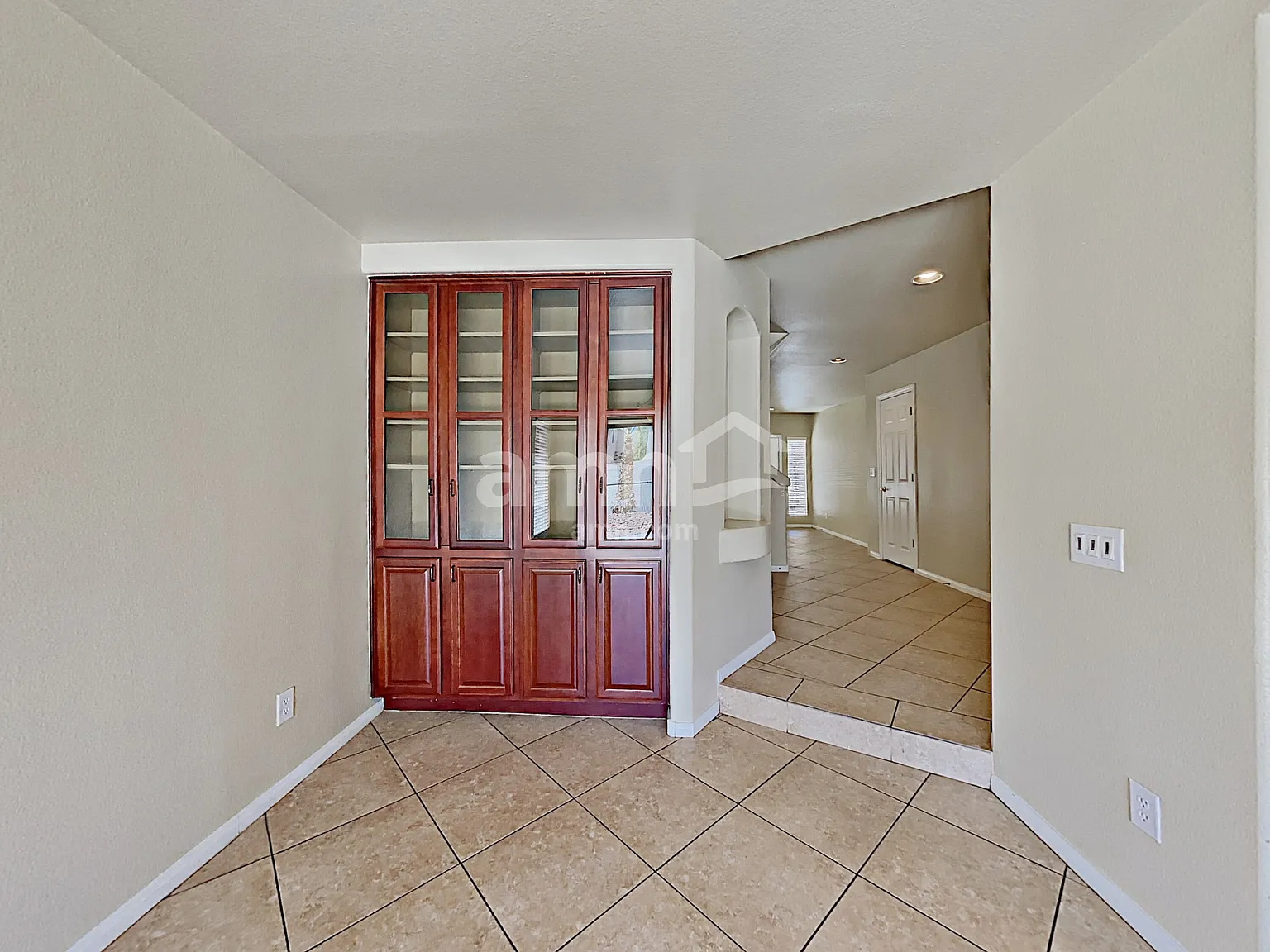 4 bed, 3.0 bath, 2645 sqft, $2,775 — Photo 4