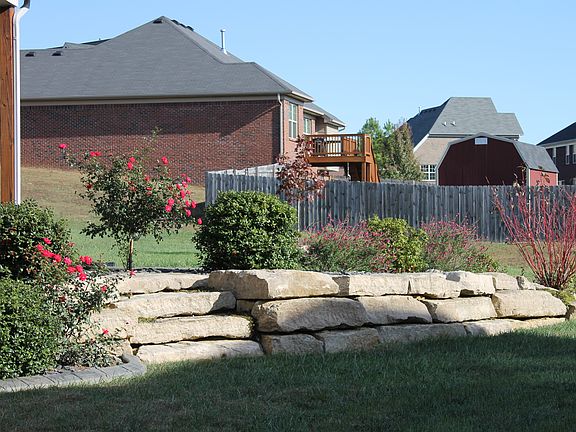 3rd image of 118 Cinnamon Dr