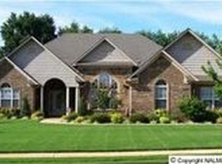 105 Dogwood Ridge Dr, New Market, AL 35761
