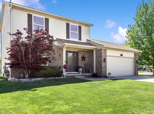 223 Dawson Ct, Westland, MI 48186