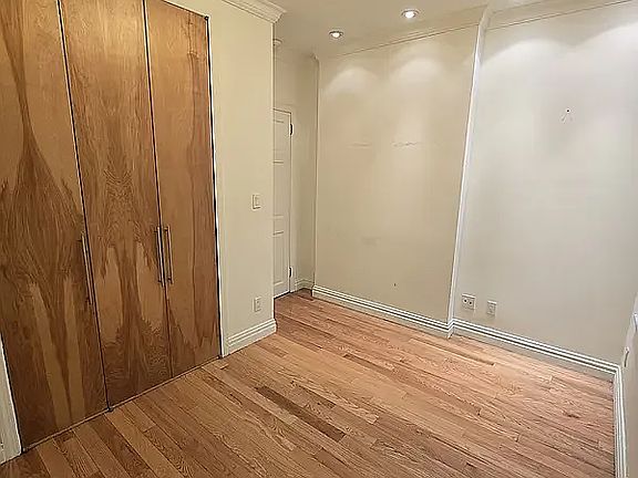 3rd image of 334 E 73rd St APT 5A