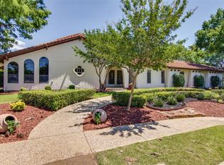 300 Hawn Ct, Irving, TX 75038