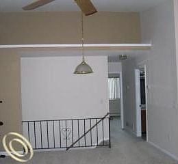 3rd image of 25831 Lexington Dr Unit 4