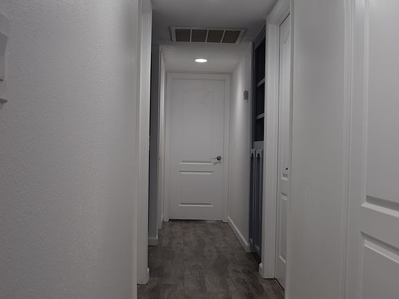 Hallway to Bedrooms.