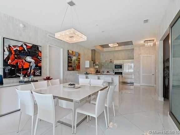 5th image of 250 Sunny Isles Blvd #Townhouse 409