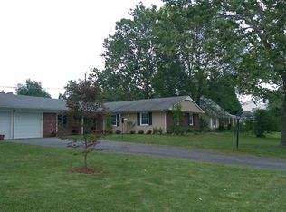 13128 Poplar Tree Rd, Fairfax, VA 22033